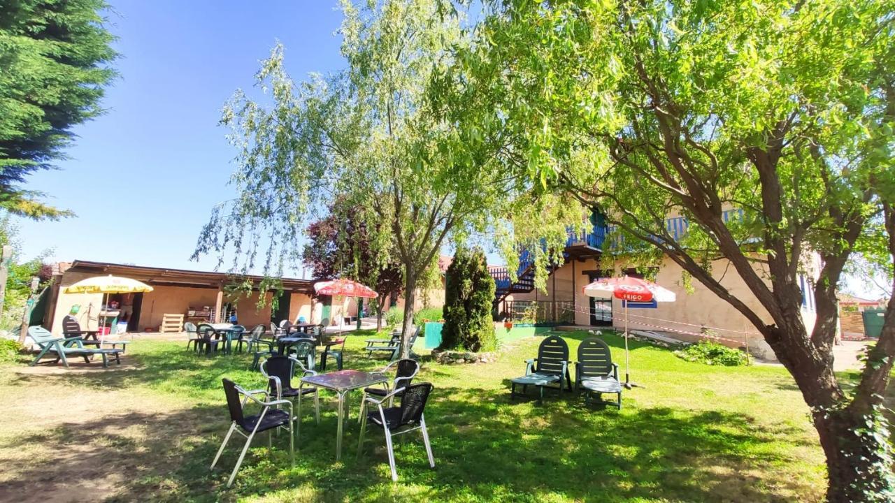 Albergue De Peregrinos Casa Flor Murias de Rechivaldo Eksteriør bilde