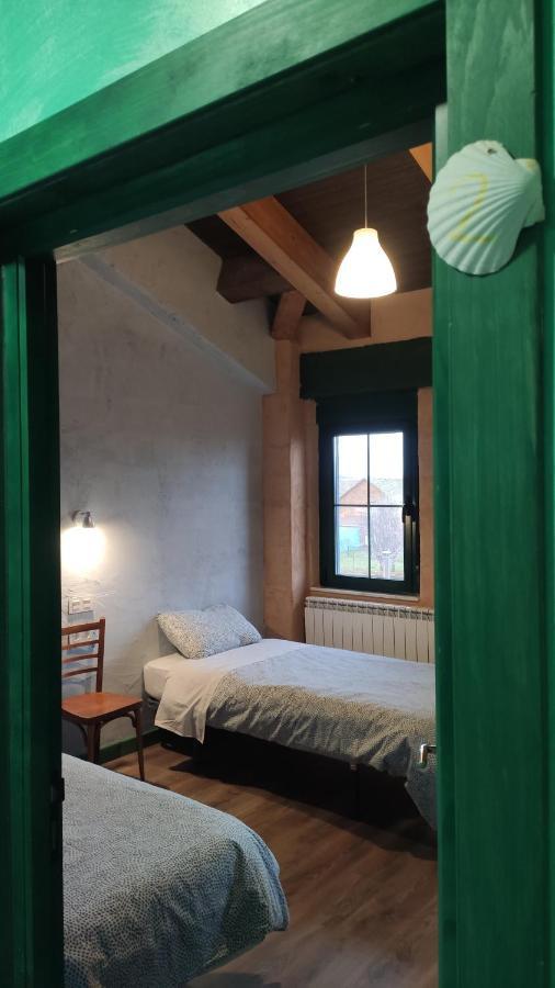 Albergue De Peregrinos Casa Flor Murias de Rechivaldo Eksteriør bilde