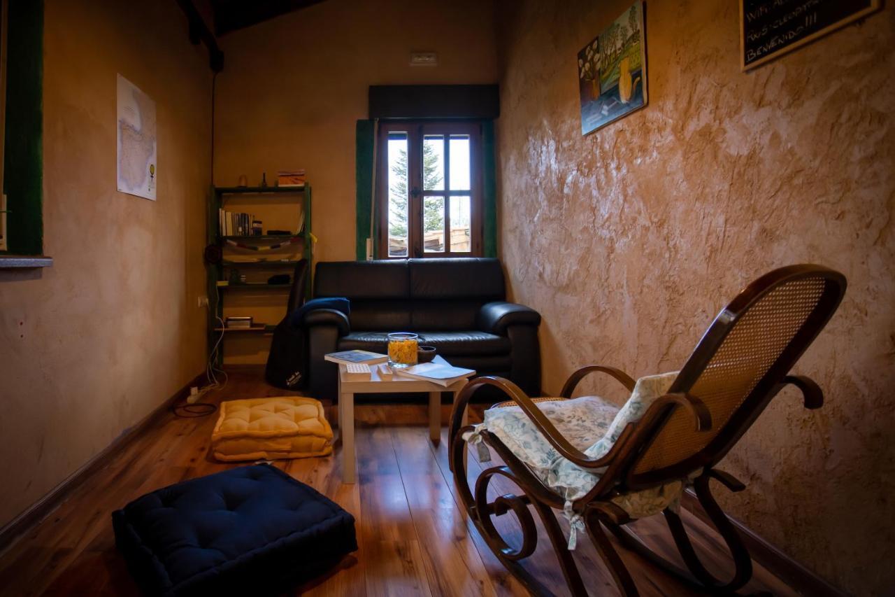 Albergue De Peregrinos Casa Flor Murias de Rechivaldo Eksteriør bilde